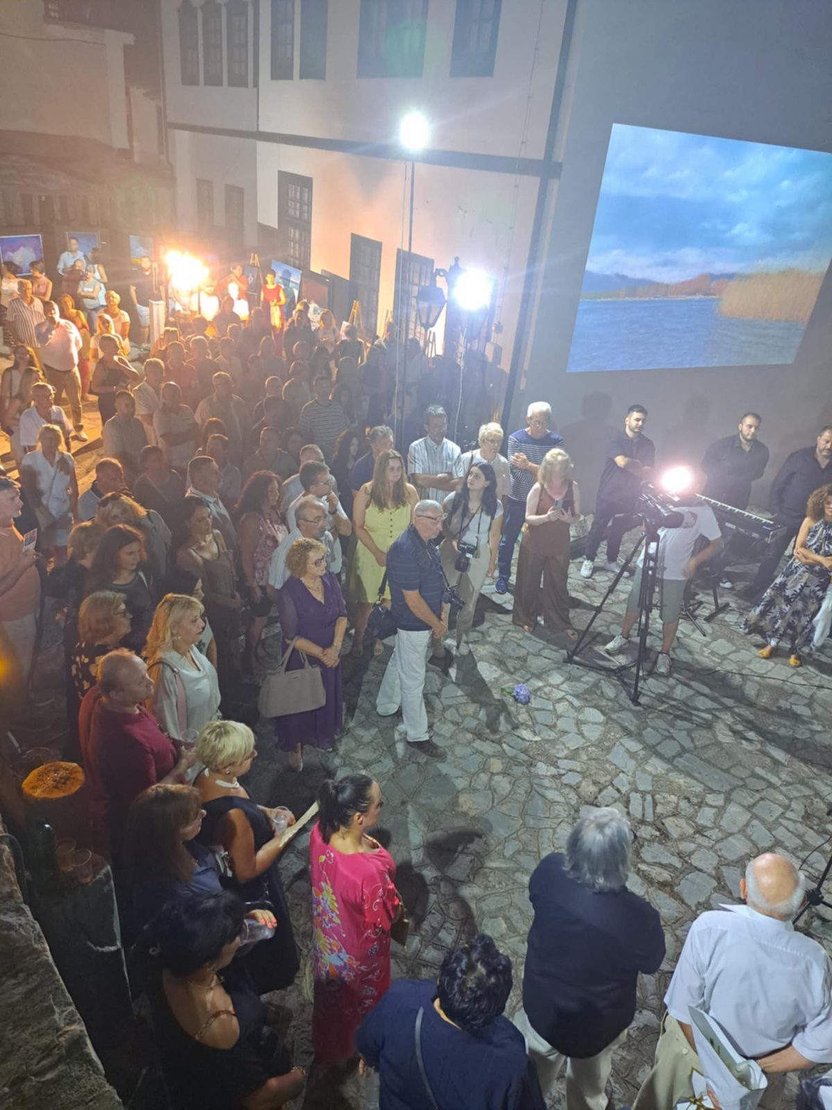 ЛИКОВНА ИЗЛОЖБА „ЕХ, МОЈА МАКЕДОНИЈА“