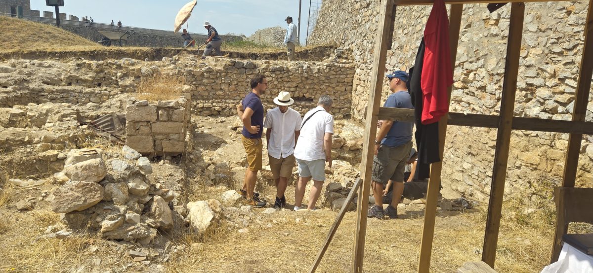 Археолошки истражувања на локалитетот Самуилова Тврдина